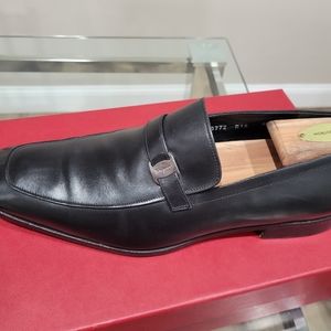 Salvatore Ferragamo Mens Black Buckle laofer Size 8.5EE